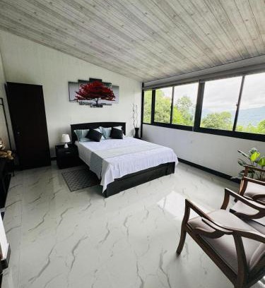 Peradeniya Casa | La Isla Homestay
