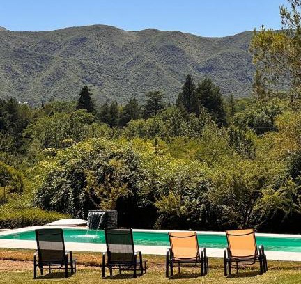 Santa Rosa de Calamuchita Hotel | La Jacinta posada suites