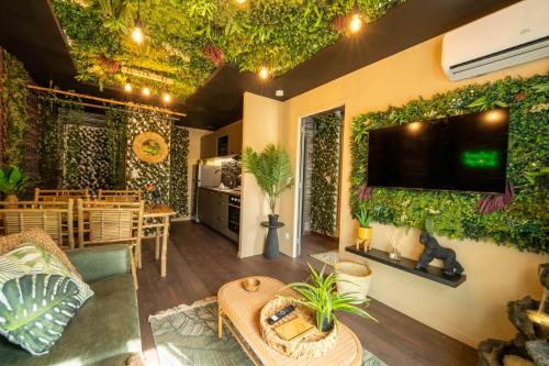 Hennebont Apartamento | La Jungle Evasion, séjour immersif en famille