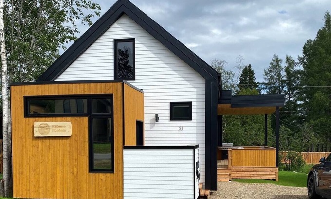 Saint Ferreol les Neiges Chalet De Esquí | La Kabane Boréale au Mont Sainte-Anne