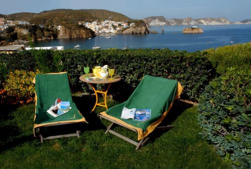 Ponza Casa | La Limonaia a mare