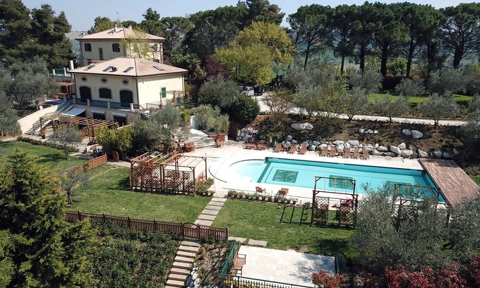 Mondavio Villa | La Limonaia-Villa completa con piscina