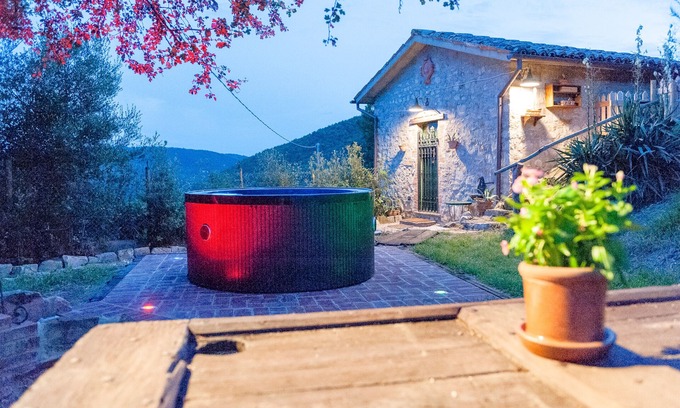 Fratta Villa | El limonaia, villa con jacuzzi de agua caliente