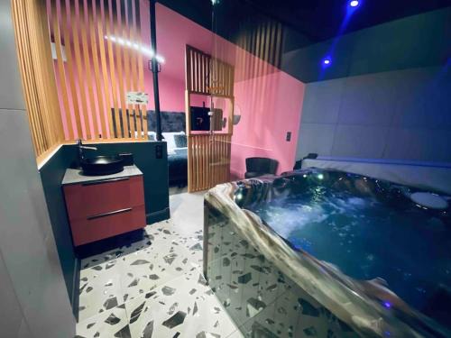 Saint-Bruno - Saint-Victor Apartamento | La Litchi Le 50 Suites and Spa centre ville