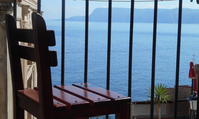Scilla Cama Y Desayuno | La Locandiera