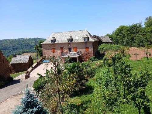 Villecomtal Casa | La loge d’Evelyne