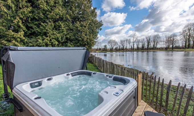Herzeele Casa | La Mésange - Chalet avec jacuzzi