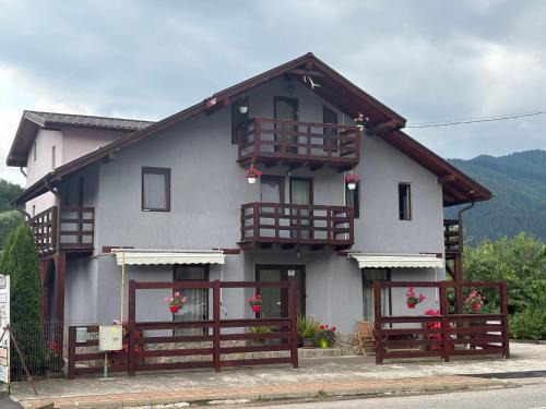 Bicaz Casa | La Măriuca
