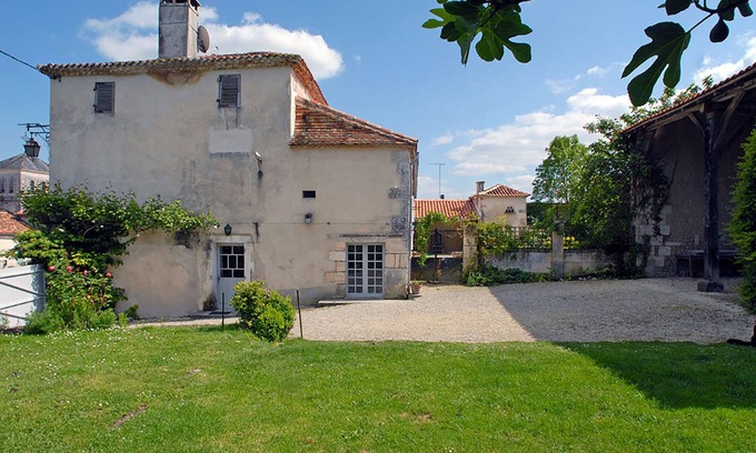 Nanteuil-de-Bourzac Otro | La Maison de Nanteuil, una auténtica casa de campo de época, Dordoña Aquitania