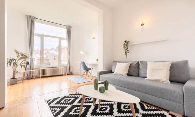 La Madeleine Apartamento | La Madeleine-Beautiful bright two bedroom apart