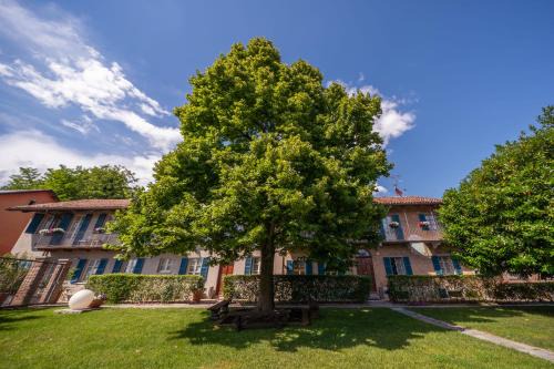 Guarene Cama Y Desayuno | La Madernassa Resort - Casalora Dimora Storica di Charme