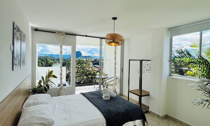 Guatape Hotel | LA MADRIGUERA HOTEL