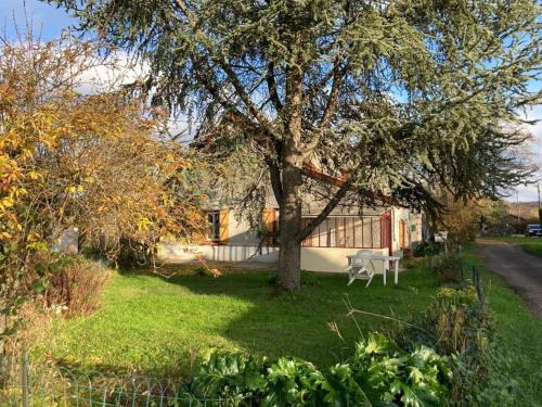 Chateauneuf-Val-de-Bargis Casa | La maison du Cèdre