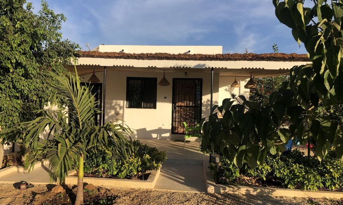 La Somone Casa | La Maison Aziz, air-conditioned & quiet. 15mn walk from Somone village center