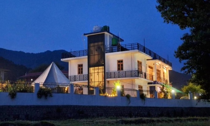 Gunehr Hotel | La Maison Bir