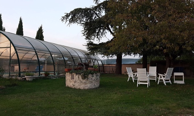 Penne-d'Agenais Casa | La casa Blanca El clos de pájaros Penne d'Agenais 2 recámaras 4 adultos / 2 niños