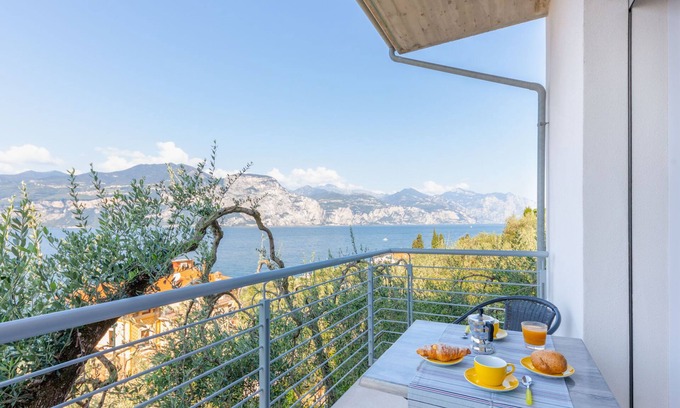 Magugnago Apartamento | La Maison Blanche by Interhome