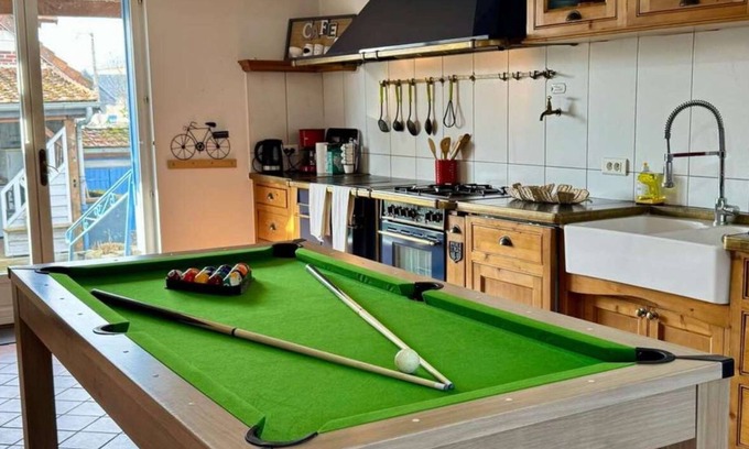 Cottenchy Casa | "La Maison Bleue", calme, jardin, billard