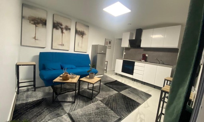 Plateau — Pyramide Casa | La maison bleue