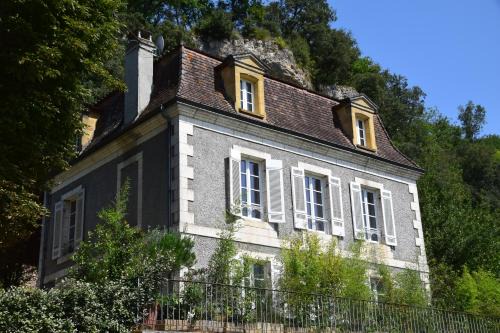 Les Eyzies Casa | La Maison Carrée - Villa de charme - Clim & Piscine chauffée