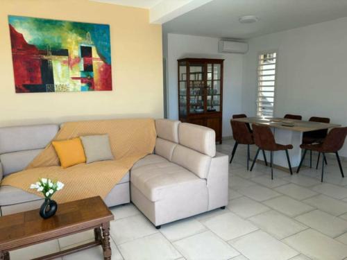 Sainte-Clotilde Apartamento | LA MAISON COSY, F3 Moderne, Lumineux & Fonctionnel - 10 mn de L'aéroport Roland Garros