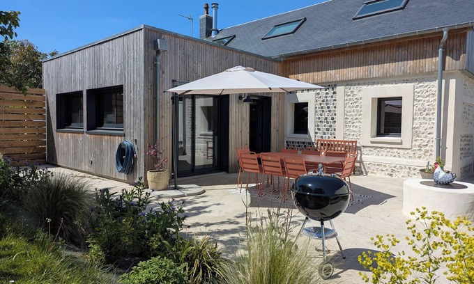 La Poterie-Cap-d'Antifer Casa | La Maison d'Anita at Le Tilleul, 4 km from Etretat, ideal for families or friends.