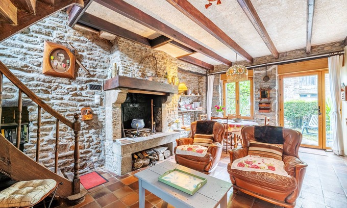Pleudihen-sur-Rance Casa | La Maison des Fées - Tres Habitaciones Casa, Capacidad 6