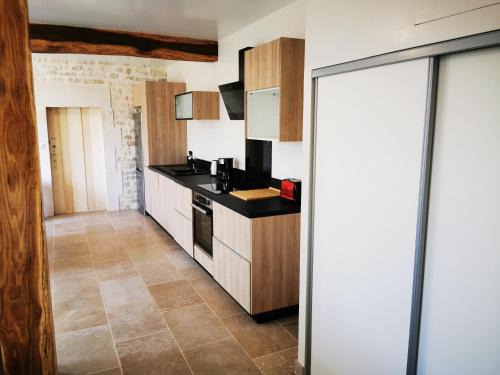 Saint-Bris-le-Vineux Casa | La Maison d'Hortense au coeur du vignoble