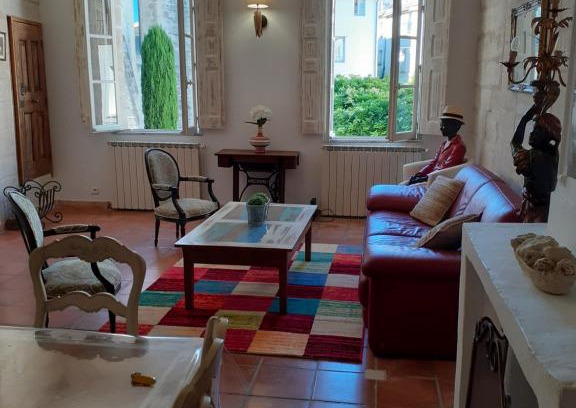 Villeneuve-les-Avignon Apartamento | La Maison du Fort