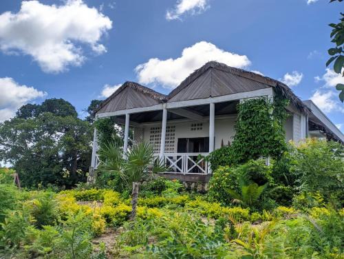 Mahajanga Cabina | La maison d'hôte de la Forêt Retrouvée