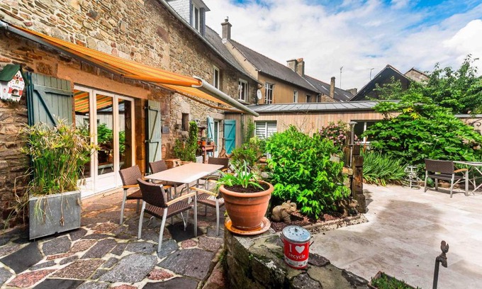 Combourg Cama Y Desayuno | la maison d'idylle