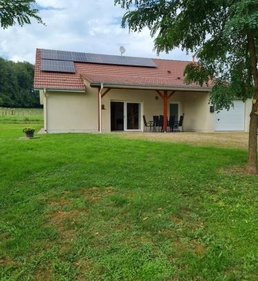 Fougerolles-Saint-Valbert Casa | La Maison de choupette