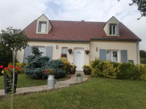 Beaumont-les-Autels Cama Y Desayuno | la maison de Marie
