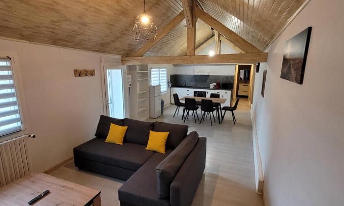 Longeau-Percey Apartamento | la maison de l'abeille de Percey