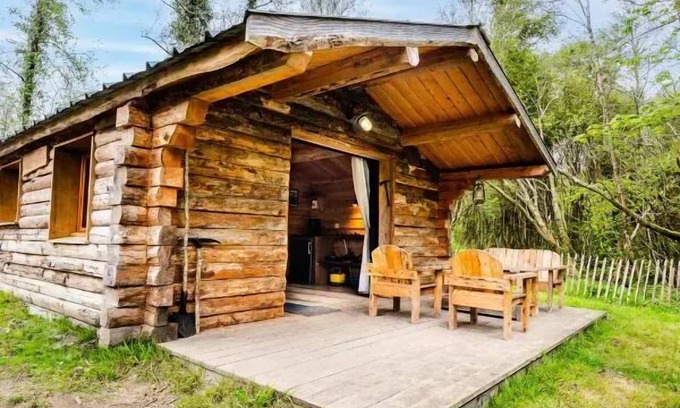 Locmaria-Berrien Chalet De Esquí | Das Haus der Minderjährigen - 2 Schlafzimmer - ohne Sanitäranlagen 4 Personen