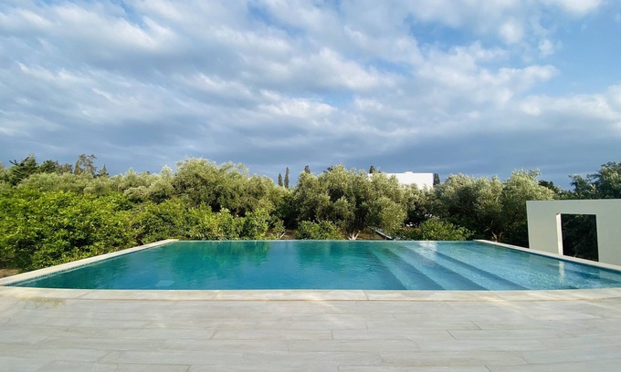 Tazerka Casa | La Maison des Olives Bleues, au Coeur dun Verger, Entre Terre et mer
