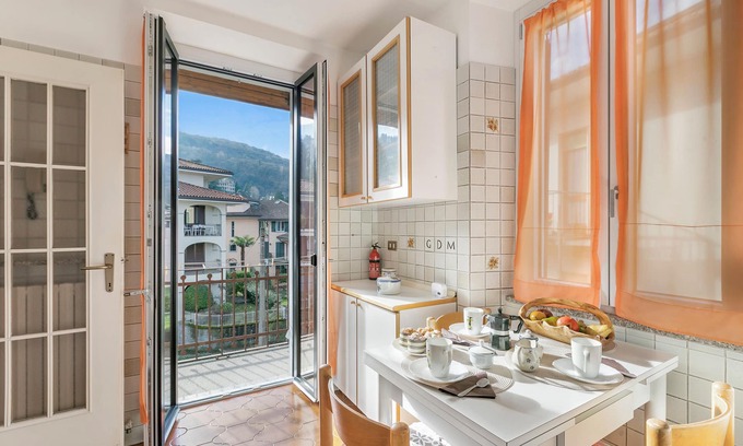 Stresa Apartamento | La Maison di Annamarie Stresa Center