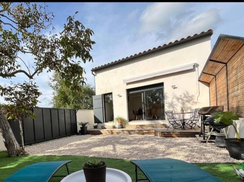 Canaules-et-Argentieres Casa | "La maisonnette"Au calme et sans vis à vis classé 3 etoiles