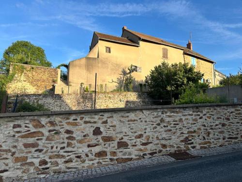 Sainte-Severe-sur-Indre Casa | La maison du rempart