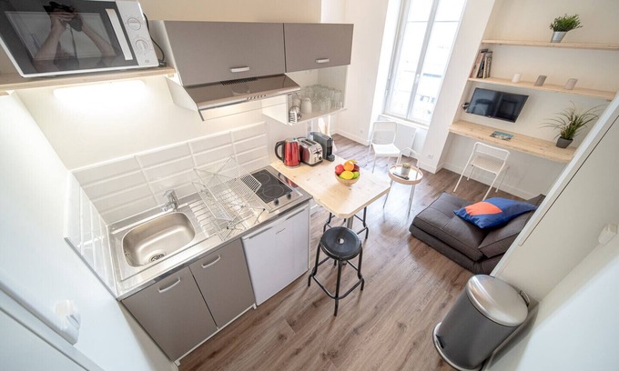 Les Poulettes Apartamento | La Maison Gratte Ciel-Appartement Londres-Jardin