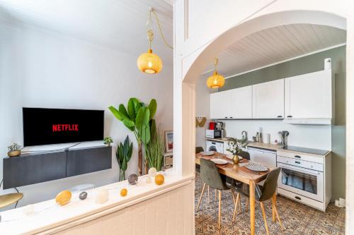 Cambrai Casa | La Maison Jungle - 2 Chambre - Hypercentre - Wifi - Netflix