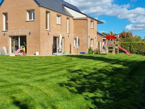 Henin-Beaumont Casa | La maison lumineuse