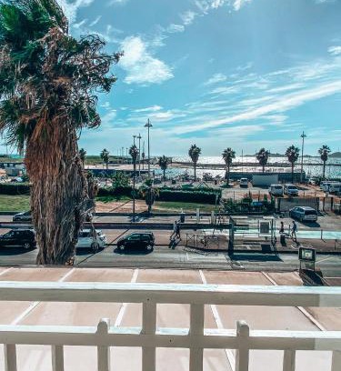 La Plage Hotel | La Maison Mickael