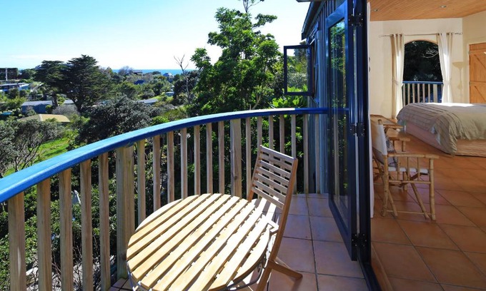 Onetangi Casa | La Maisonette - Stay Waiheke
