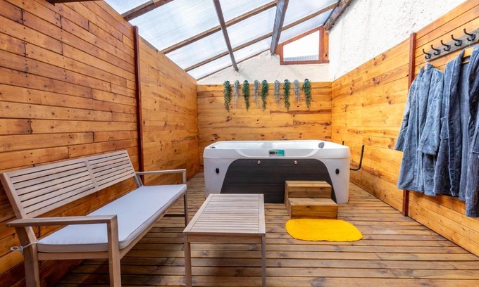 Bagneux Casa | La maisonnette bien-être