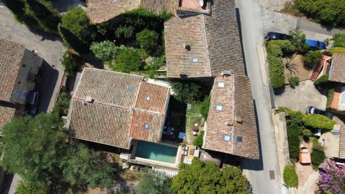Vallabrix Casa | La malle bleue