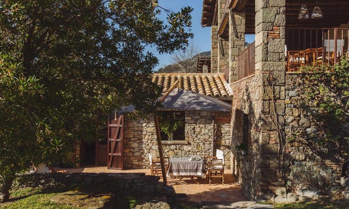Sant Pere de Torelló Casa | La masovería de Mas Redortra