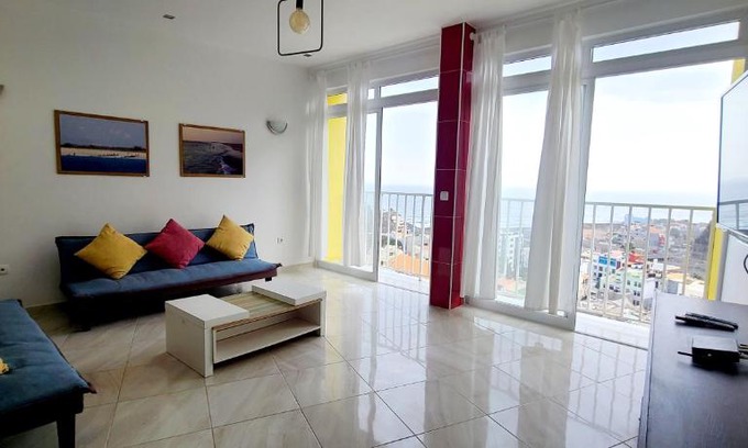 Ribeira Grande Apartamento | LA MENOR