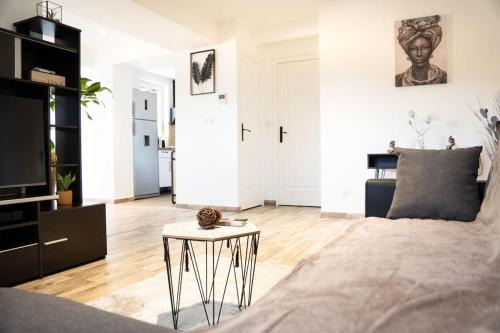 Le Creusot Apartamento | La Menorah