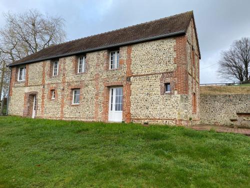 Notre-Dame-de-Courson Casa | La Meslinière